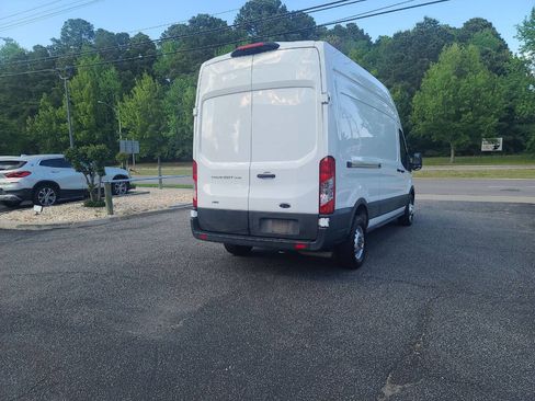 Used 2022 Ford Transit 250 148 High Roof AWD image 5