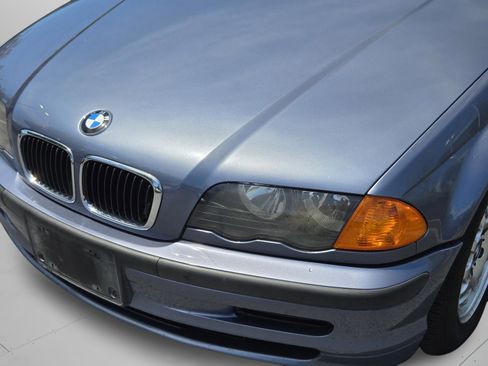Used 2000 BMW 323i Sedan RWD image 30