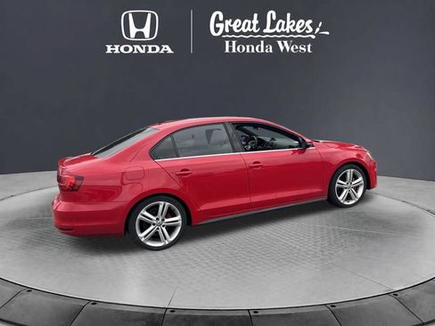 Used 2015 Volkswagen Jetta GLI SE FWD image 10