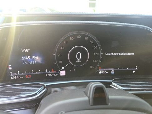 Used 2022 Cadillac Escalade Sport w/ Touring Package AWD/4WD image 8