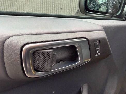 New 2025 Ford Bronco Outer Banks image 12