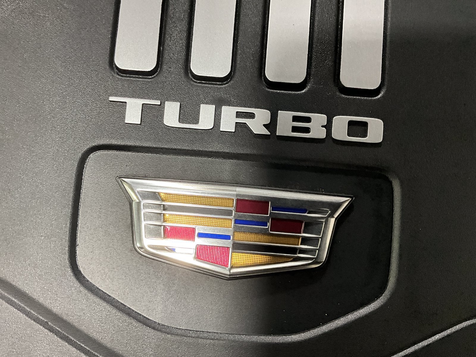 Used 2024 Cadillac XT5 Premium Luxury w/ Technology Package AWD/4WD image 31