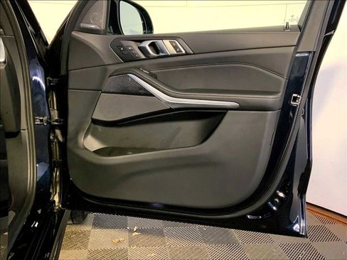 Used 2024 BMW X7 M60i w/ Executive Package image 26