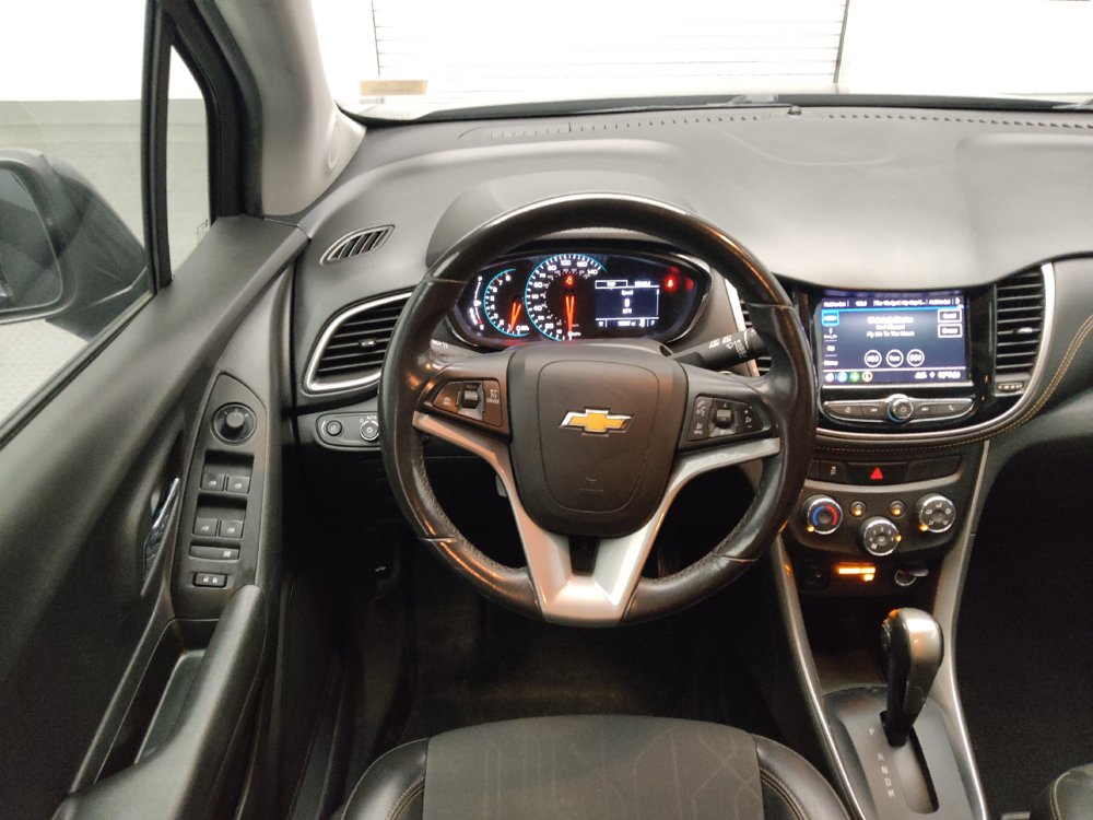 Used 2022 Chevrolet Trax LT w/ Driver Confidence Package AWD/4WD image 22