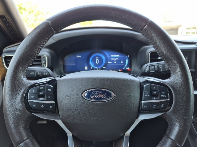 Used 2022 Ford Explorer King Ranch w/ Class IV Trailer Tow Package AWD/4WD image 28