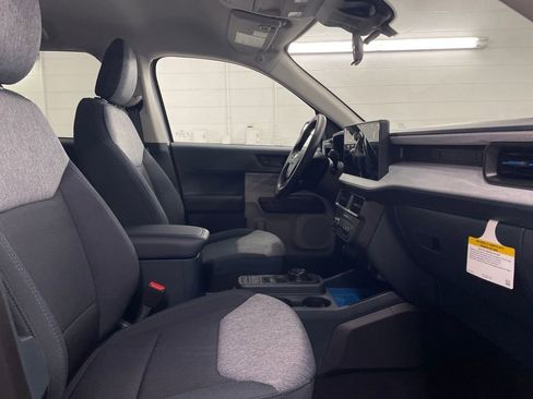 New 2025 Ford Maverick XLT image 21