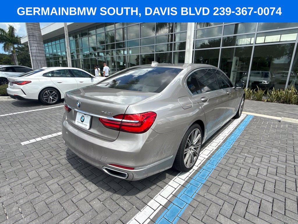 Used 2017 BMW 740i RWD image 8