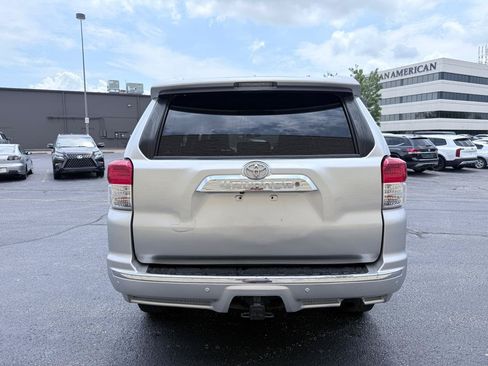 Used 2013 Toyota 4Runner SR5 w/ Premium Pkg AWD/4WD image 4
