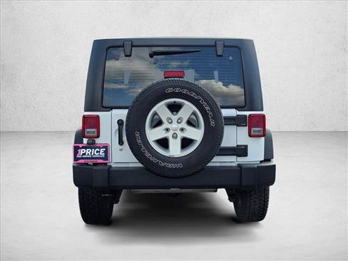 Used 2017 Jeep Wrangler Sport w/ Quick Order Package 24S AWD/4WD image 4