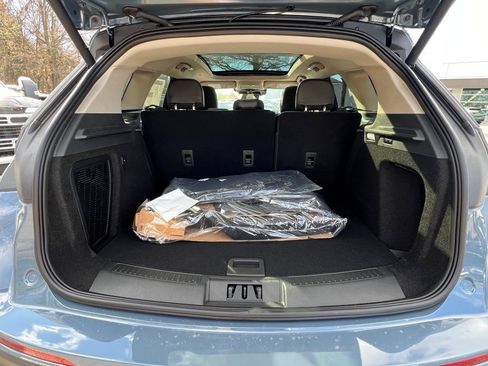 New 2026 Lincoln Corsair Premiere image 13