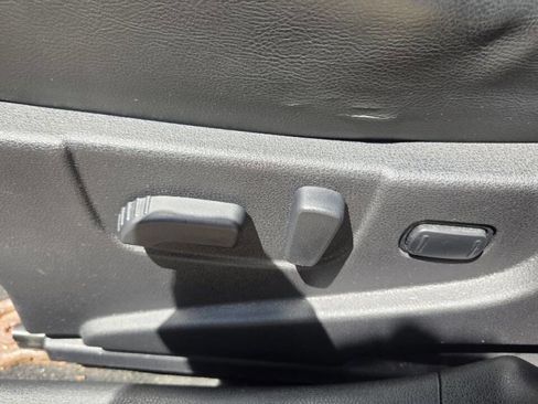 Used 2013 Nissan Rogue SL AWD/4WD image 12