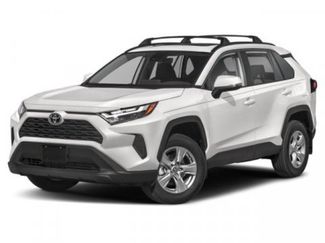 Used 2022 Toyota RAV4 XLE w/ Convenience Package video 1