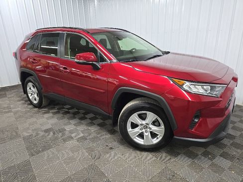 Used 2021 Toyota RAV4 XLE w/ Convenience Package AWD/4WD image 9