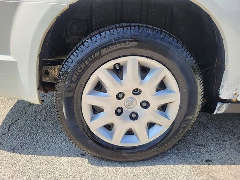 Used 2010 Chrysler Town & Country LX w/ Entertainment Group #1 FWD image 34
