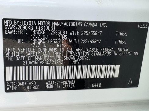 Used 2025 Toyota RAV4 XLE image 23