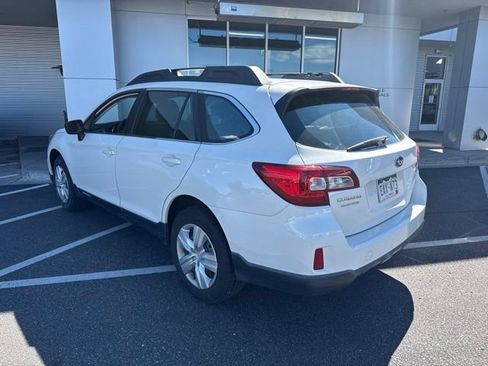 Used 2015 Subaru Outback 2.5i AWD/4WD image 4