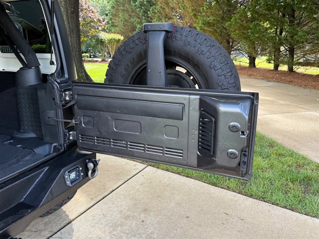 Used 2017 Jeep Wrangler Unlimited Sport w/ Quick Order Package 24S AWD/4WD image 57