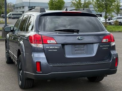 Used 2014 Subaru Outback 3.6R Limited w/ Moonroof Package