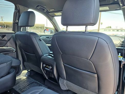 New 2026 Chevrolet Traverse LT w/ Driver Confidence Package FWD image 11