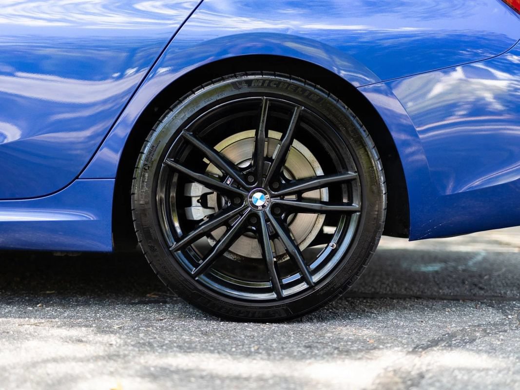 Used 2022 BMW 330i Sedan w/ M Sport Package RWD image 14