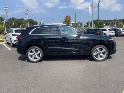 New 2025 Audi Q5 Prestige image 10