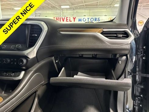 Used 2023 GMC Acadia SLE AWD/4WD image 42