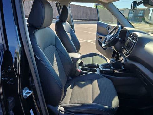 Used 2020 Kia Soul EX FWD image 22
