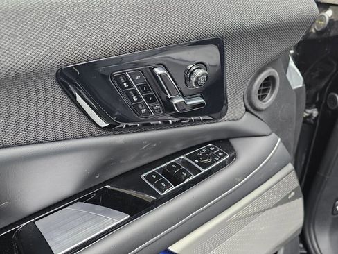 New 2026 Cadillac Optiq V AWD/4WD image 28