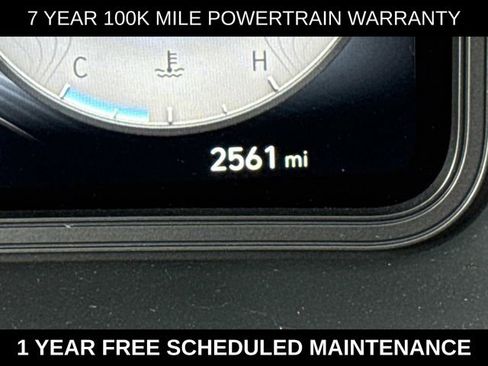 Used 2022 Hyundai Kona Limited AWD/4WD image 29
