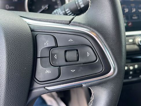 Used 2023 Buick Encore GX Select w/ Experience Buick Package FWD image 12