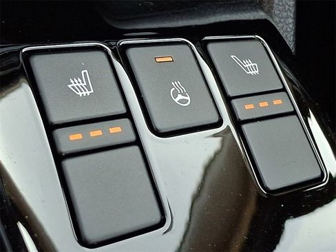 Used 2023 Kia Sportage EX image 25