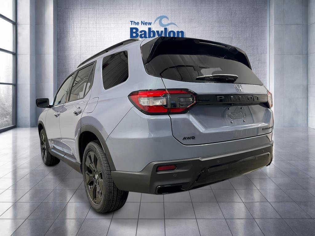 New 2026 Honda Pilot Black Edition image 3