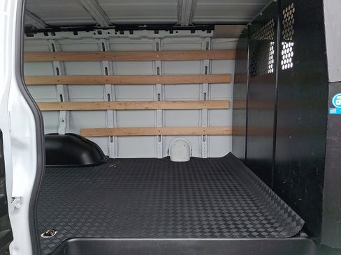 Certified 2024 GMC Savana 2500 w/ Driver Convenience Package image 11