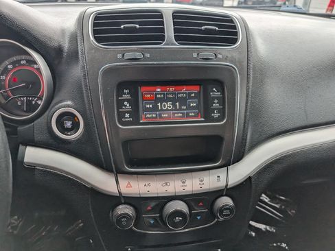 Used 2018 Dodge Journey SE FWD image 23