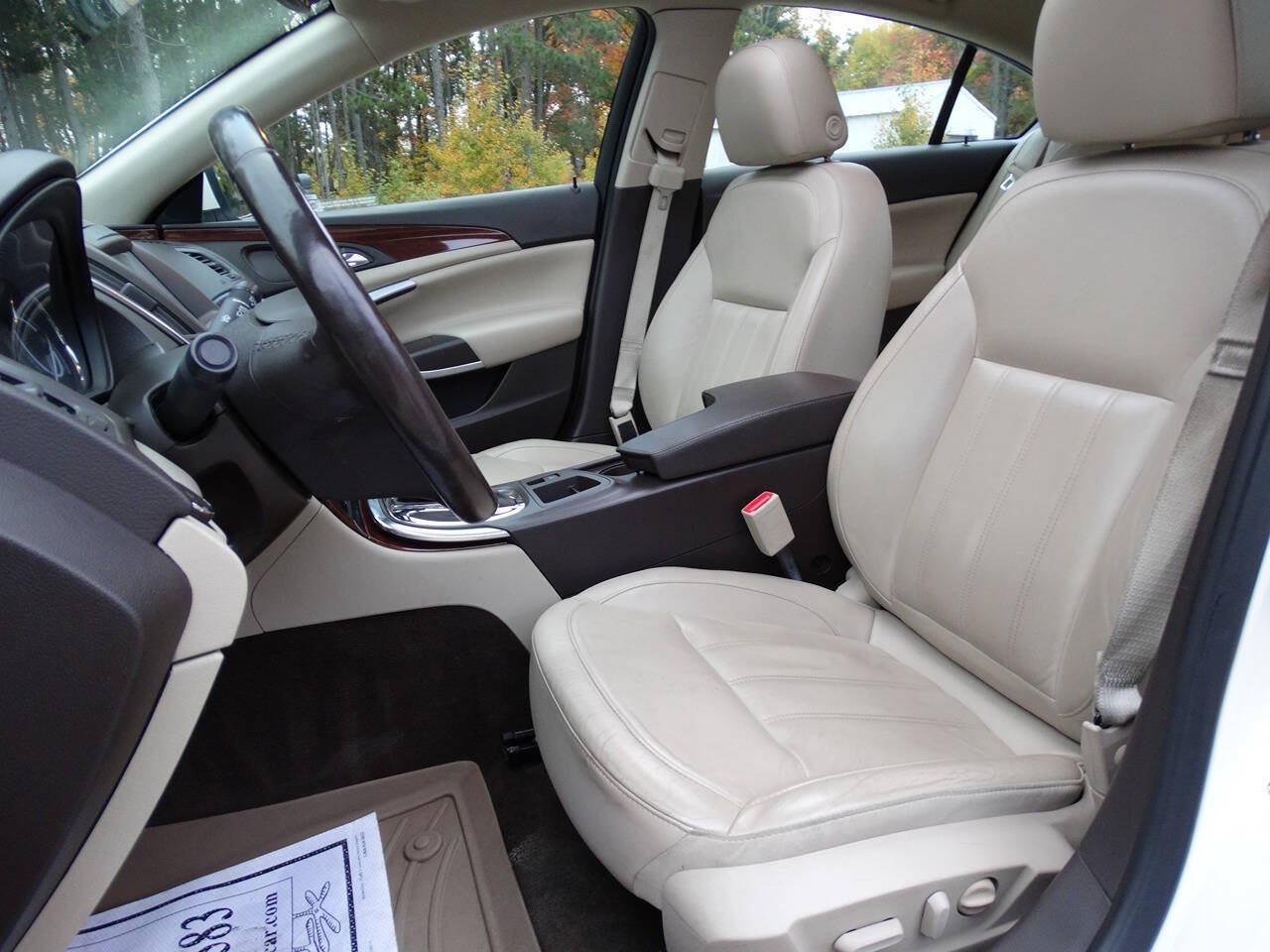 Used 2015 Buick Regal Premium AWD/4WD image 2