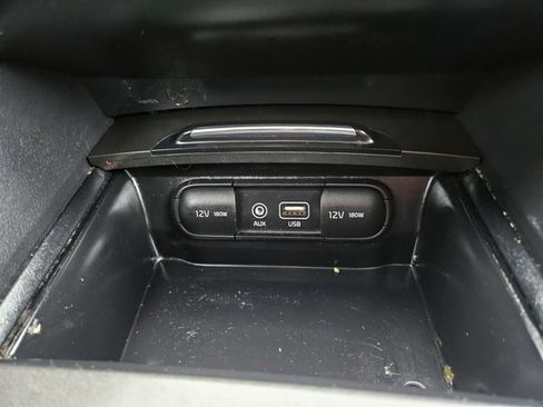 Used 2017 Kia Optima LX image 27