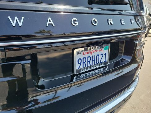 Used 2023 Jeep Wagoneer Series III w/ Convenience Group I AWD/4WD image 27
