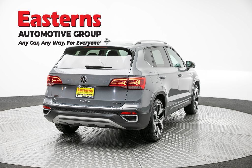 Used 2023 Volkswagen Taos SEL AWD/4WD image 4