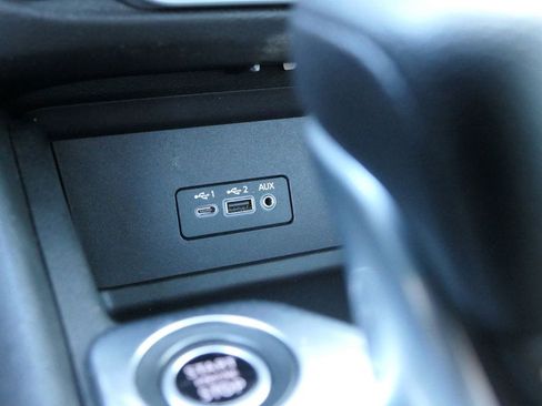 Used 2020 Nissan Sentra SV image 21