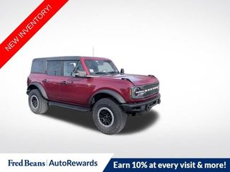 Used 2021 Ford Bronco Badlands video 1