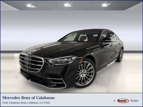 New 2026 Mercedes-Benz S 500 4MATIC image 1