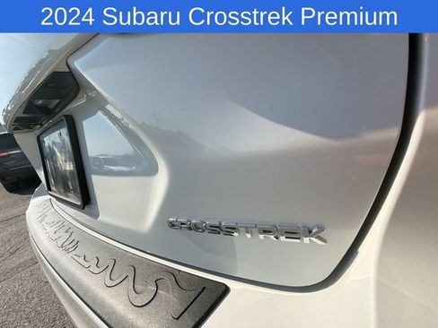 Used 2024 Subaru Crosstrek 2.5i Limited AWD/4WD image 9