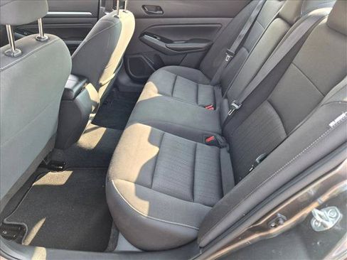 Used 2023 Nissan Altima 2.5 SV w/ SV Premium Package FWD image 17