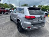 Used 2020 Jeep Grand Cherokee Altitude image 3