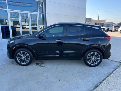 Used 2021 Buick Encore GX Select w/ Sport Touring Package FWD image 6
