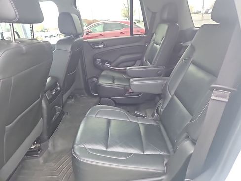 Used 2020 Chevrolet Tahoe LT image 3
