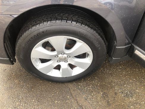 Used 2012 Subaru Outback 2.5i Premium w/ All-Weather Pkg image 18