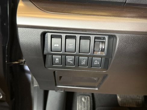 Used 2016 Subaru Legacy 2.5i Limited image 18