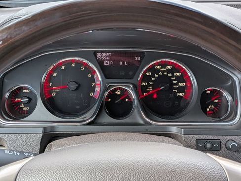 Used 2016 GMC Acadia Denali image 11