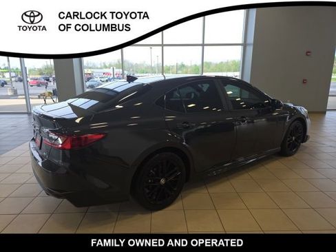 Used 2025 Toyota Camry SE w/ Convenience Package FWD image 7